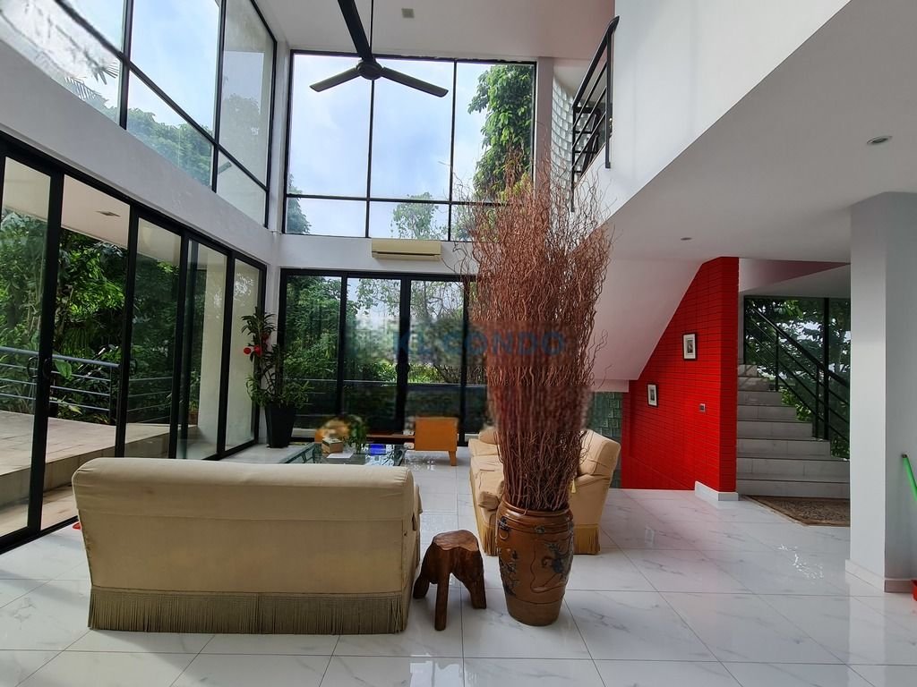 Luxury Bungalow For Sale 1