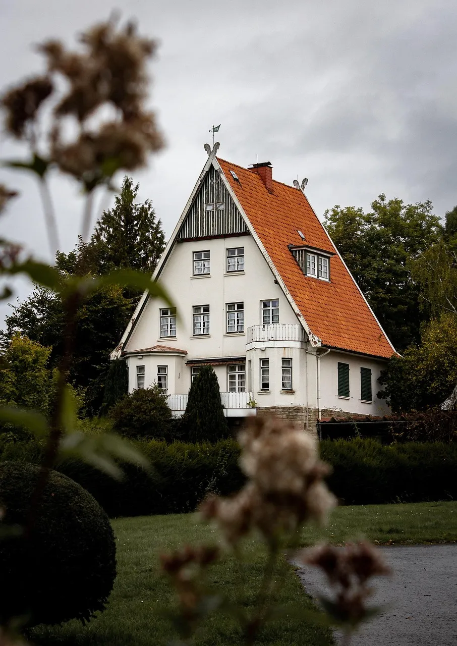 Understanding Condo Investment in Kuala Lumpur: Risks, Rewards, and Key Considerations