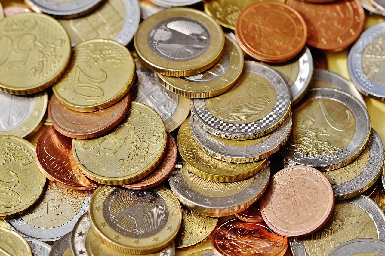 How Malaysians Can Build an Emergency Fund Amid Rising Living Costs